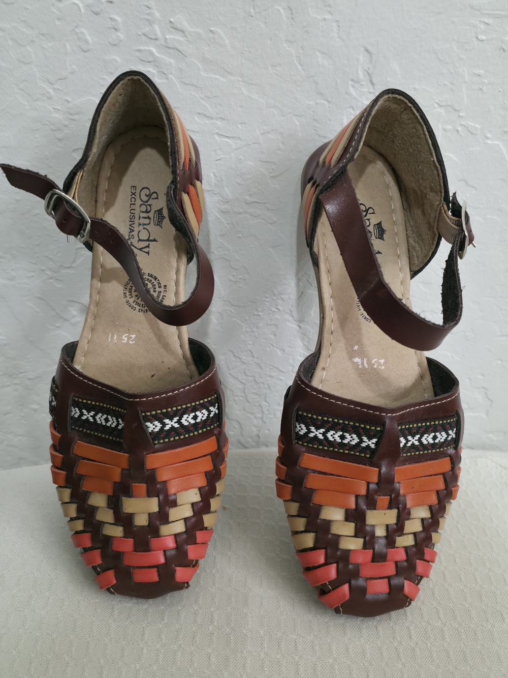 Handwoven Leather Mexican Huaraches by Sandy Exclusivas